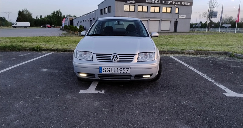 Volkswagen Bora cena 8900 przebieg: 261800, rok produkcji 1999 z Knurów małe 191